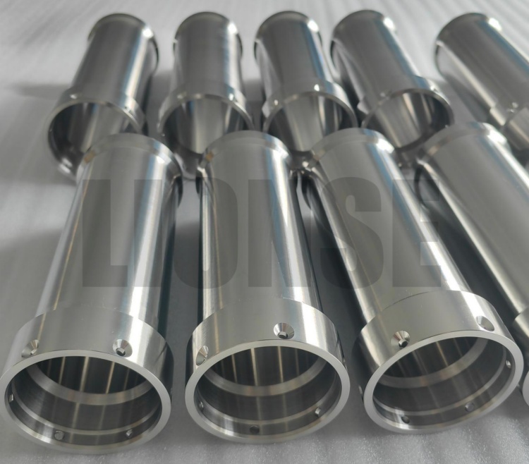 ٹائٹینیم جہاز انجینئرنگ کے لئے ایک مثالی مواد کیوں ہے؟